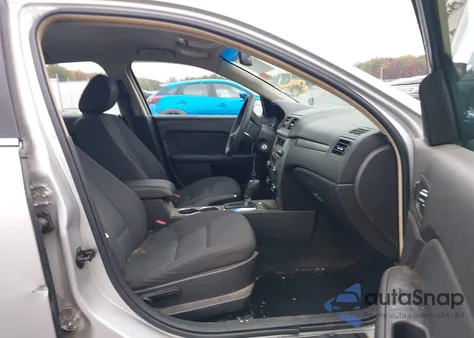 2011 Ford Fusion Se z USA, uszkodzony, nr VIN 3FAHP0HA3BR153766